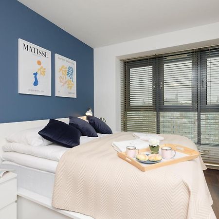 Beautiful & Spacious Warsaw Apartment By Noclegi Renters ภายนอก รูปภาพ