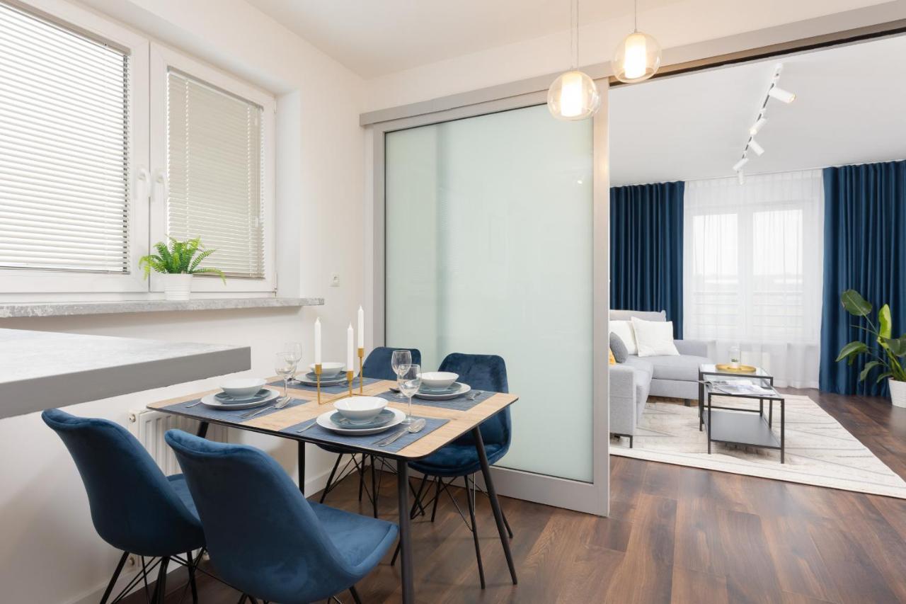 Beautiful & Spacious Warsaw Apartment By Noclegi Renters ภายนอก รูปภาพ