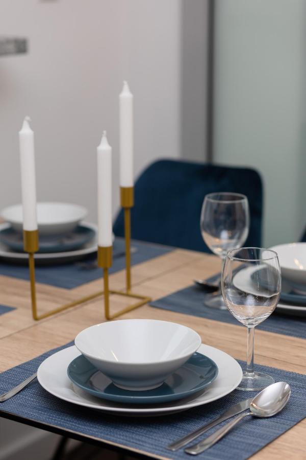 Beautiful & Spacious Warsaw Apartment By Noclegi Renters ภายนอก รูปภาพ